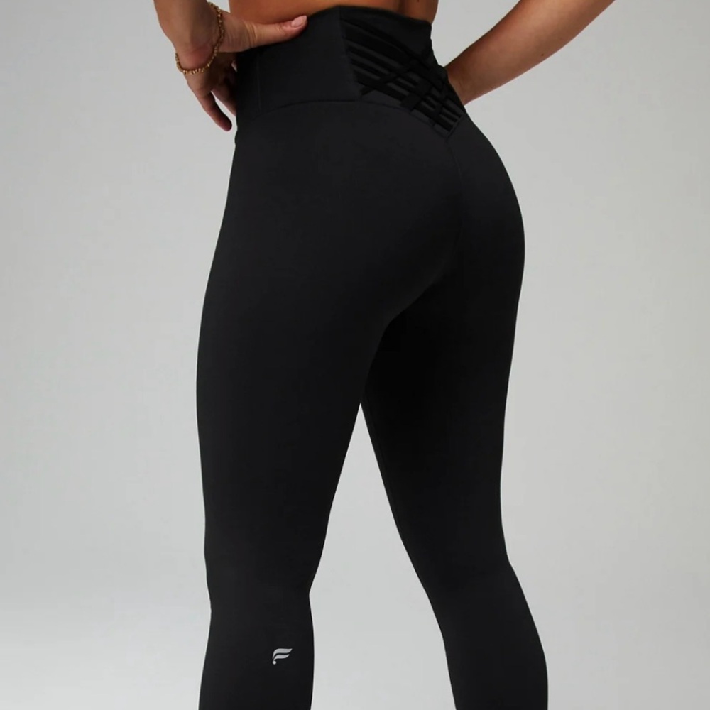 Fabletics Boost Powerhold 7/8 Black Leggings - L